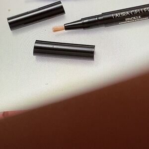Laura Geller Spackle Concealer - light/ fair shade